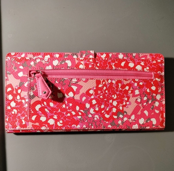 Vera Bradley NWOT Tri Fold Travel Wallet Floral Pink - Picture 2 of 6